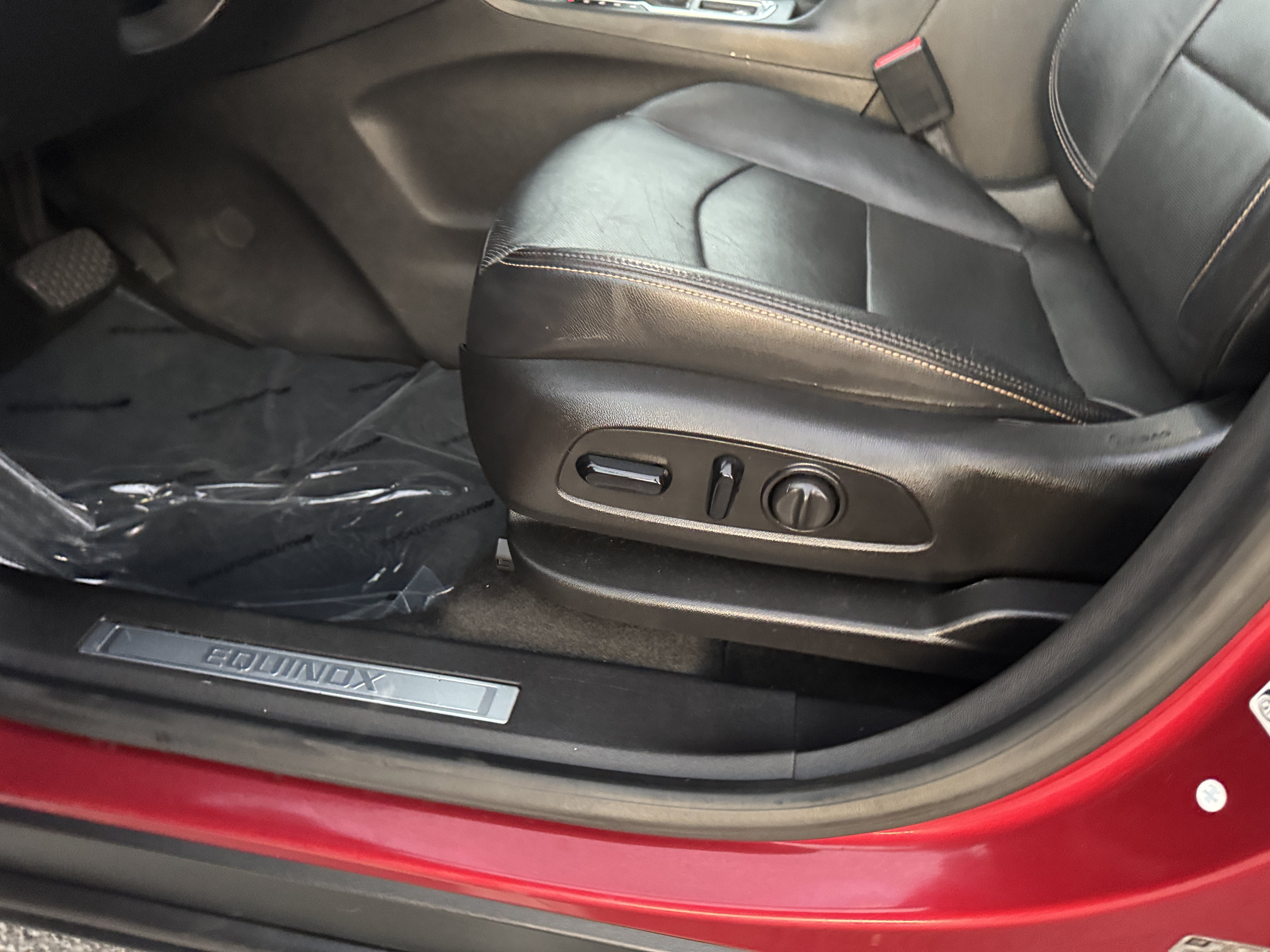 Used 2018 Chevrolet Equinox Premier AWD/4WD image 7