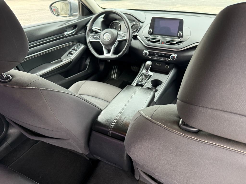 Used 2020 Nissan Altima 2.5 S FWD image 8