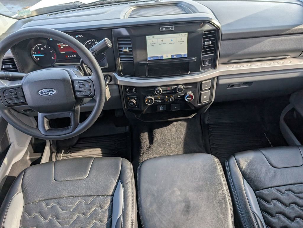 Used 2025 Ford F450 XLT w/ FX4 Off-Road Package image 39