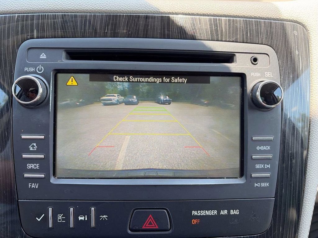 Used 2016 Chevrolet Traverse LT w/ Style and Technology Package AWD/4WD image 19