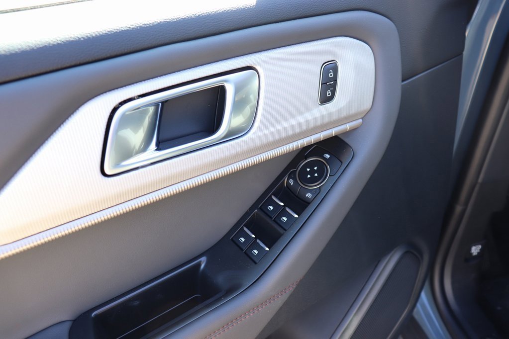 New 2026 Ford Explorer Active image 28