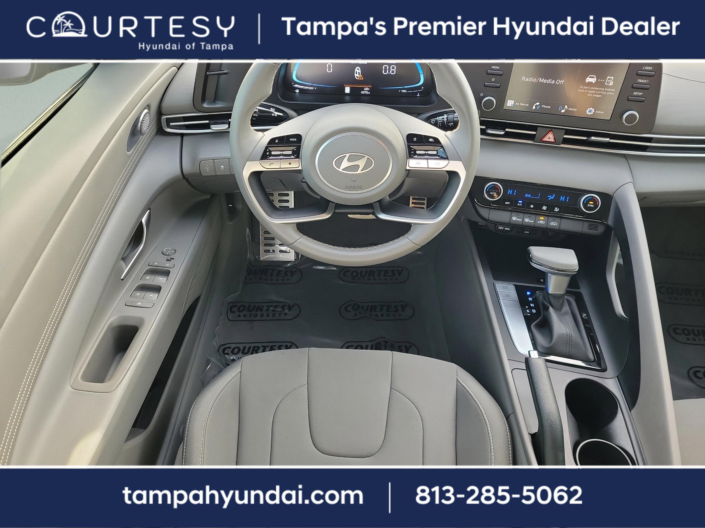 Certified 2025 Hyundai Elantra Sport image 13