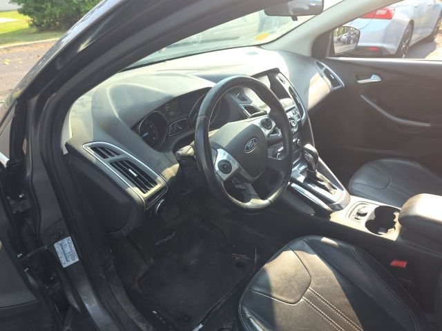 Used 2014 Ford Focus Titanium FWD image 10
