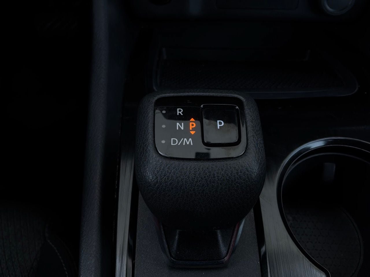 Used 2025 Nissan Rogue SV FWD image 25