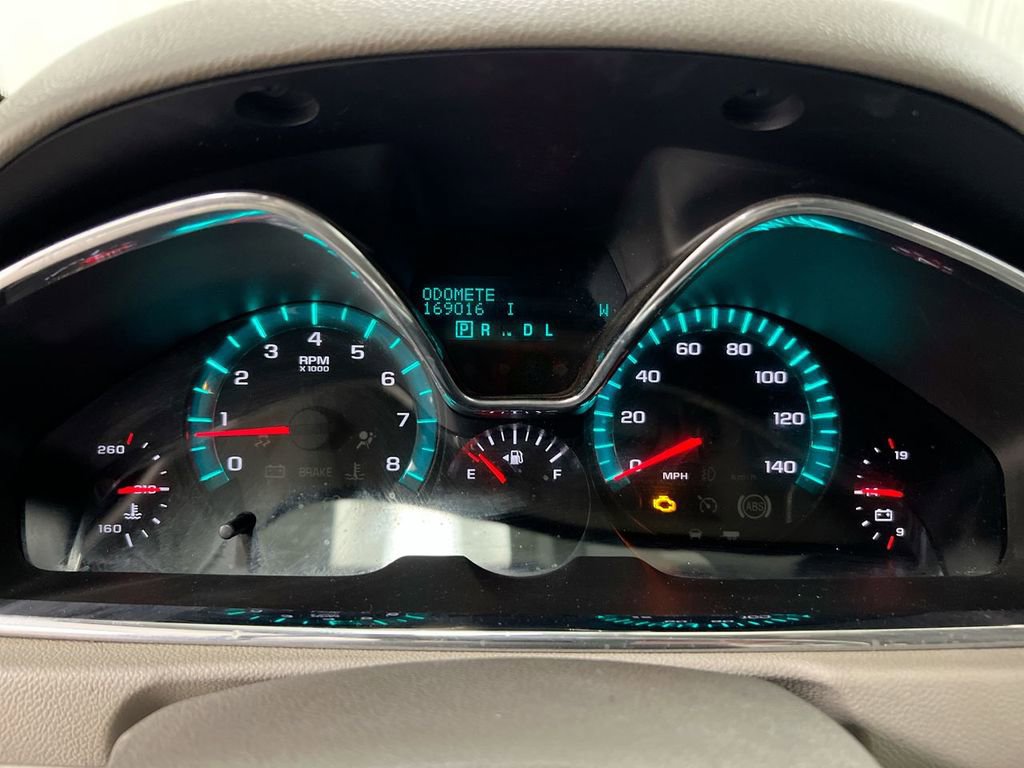 Used 2014 Chevrolet Traverse LS FWD image 12