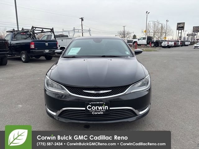 Used 2017 Chrysler 200 Limited Platinum w/ Comfort & Convenience Group image 3