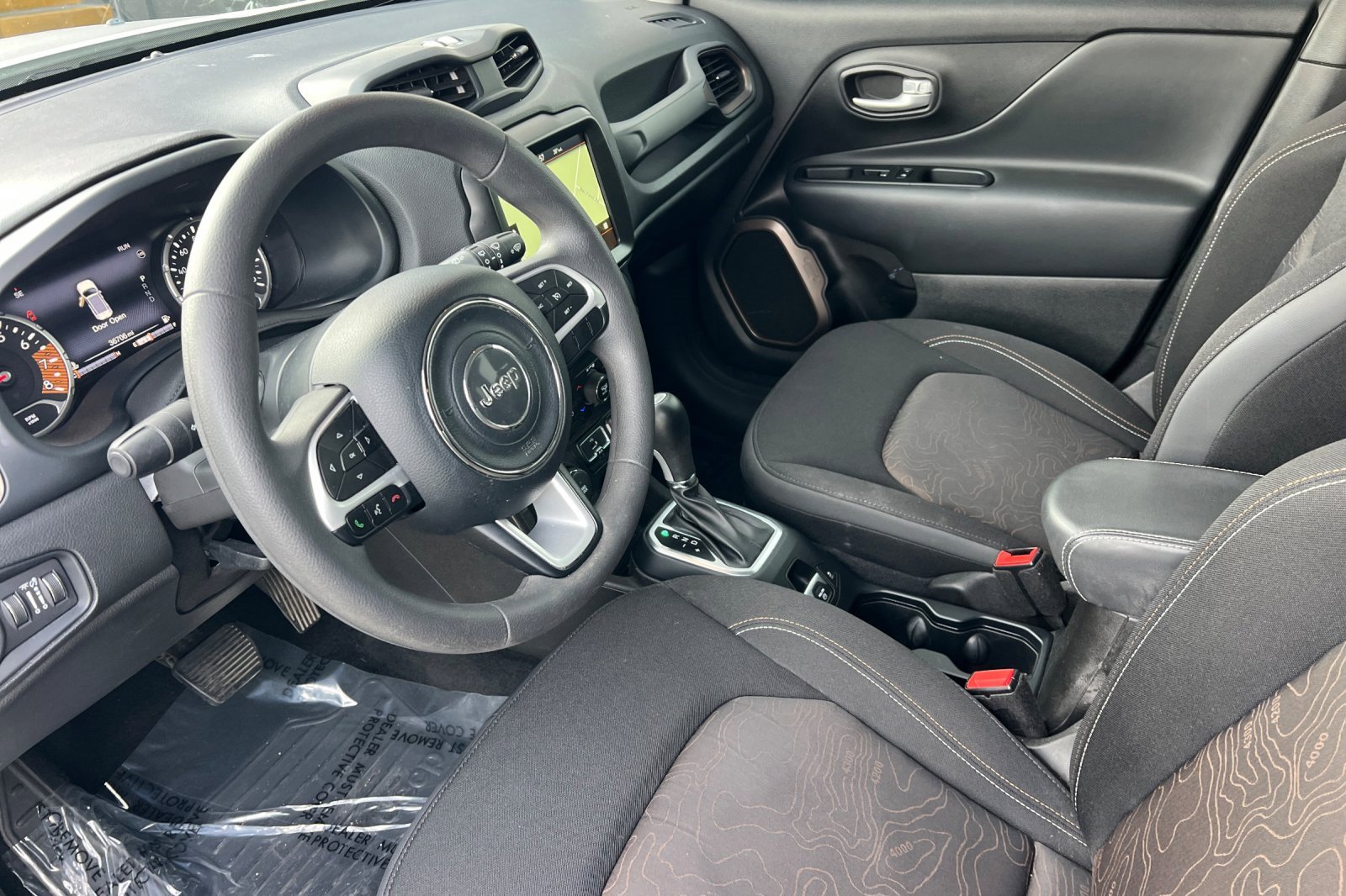 Used 2023 Jeep Renegade Latitude image 7