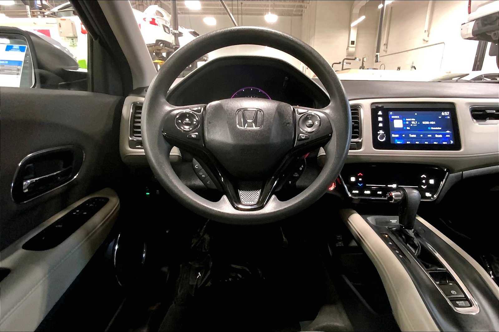 Used 2019 Honda HR-V EX image 6