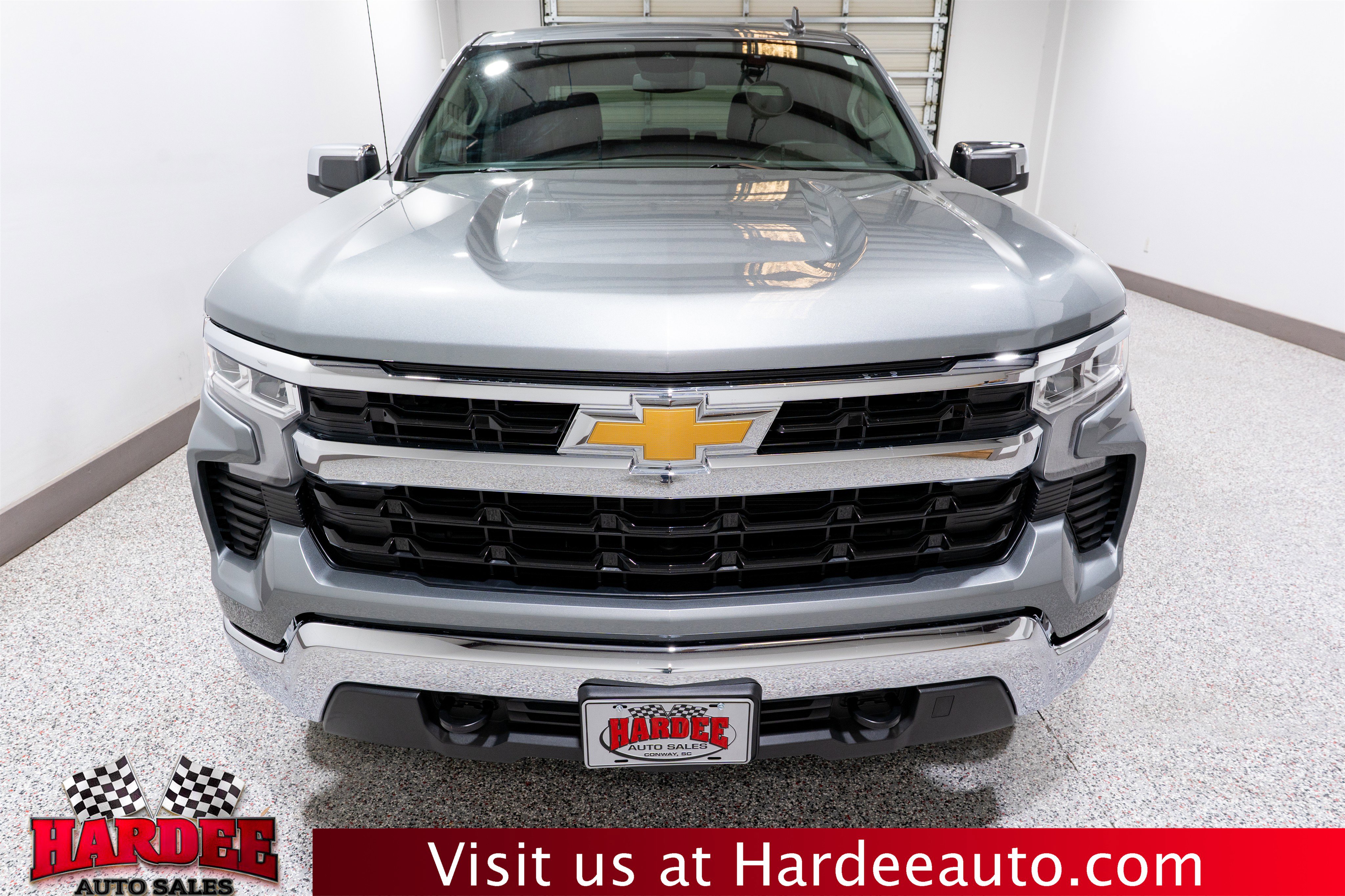 Used 2024 Chevrolet Silverado 1500 LT w/ Z71 Off-Road Package image 7