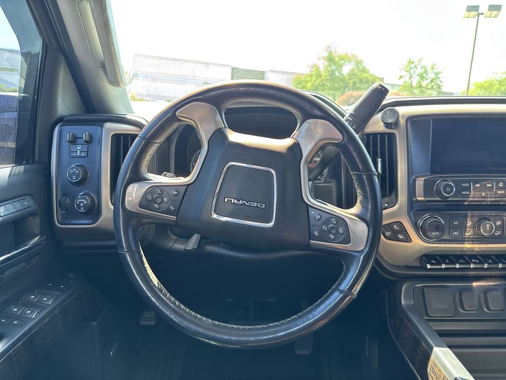 Used 2015 GMC Sierra 2500 Denali w/ Duramax Plus Package image 14