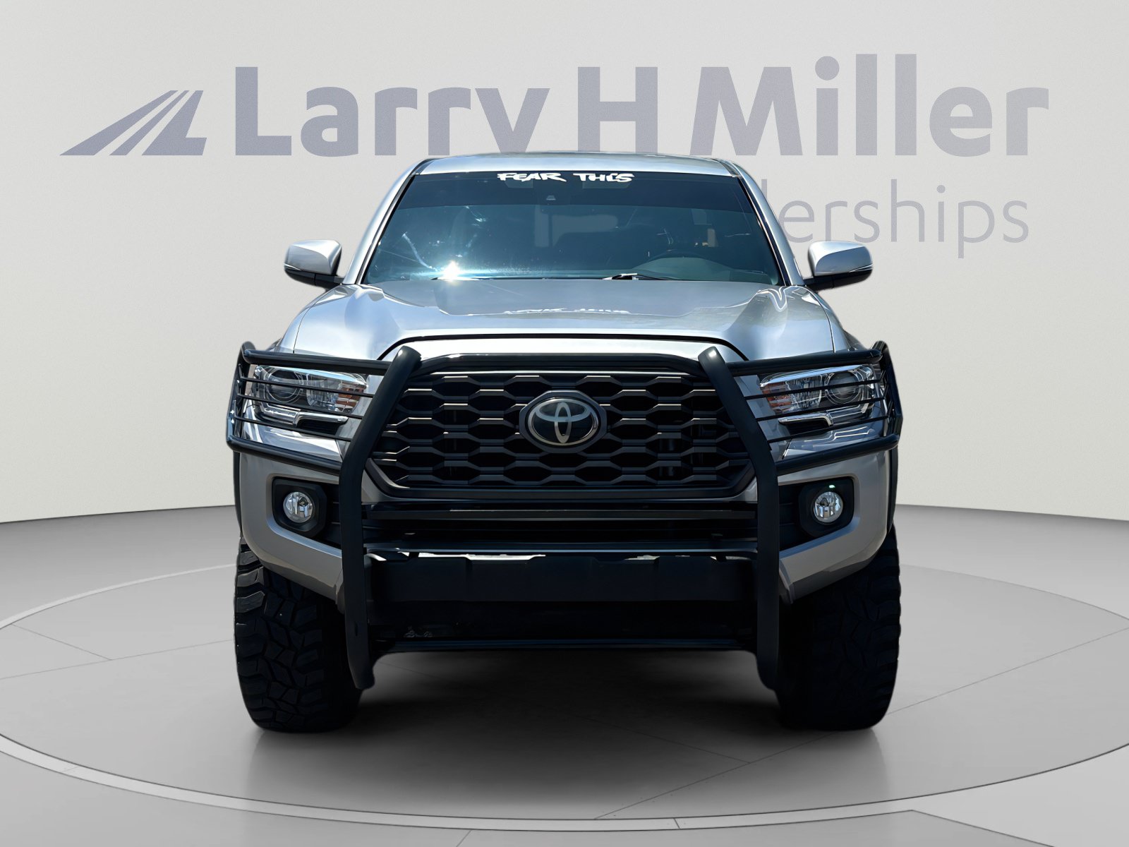 Used 2021 Toyota Tacoma TRD Off-Road w/ Technology Package AWD/4WD image 8