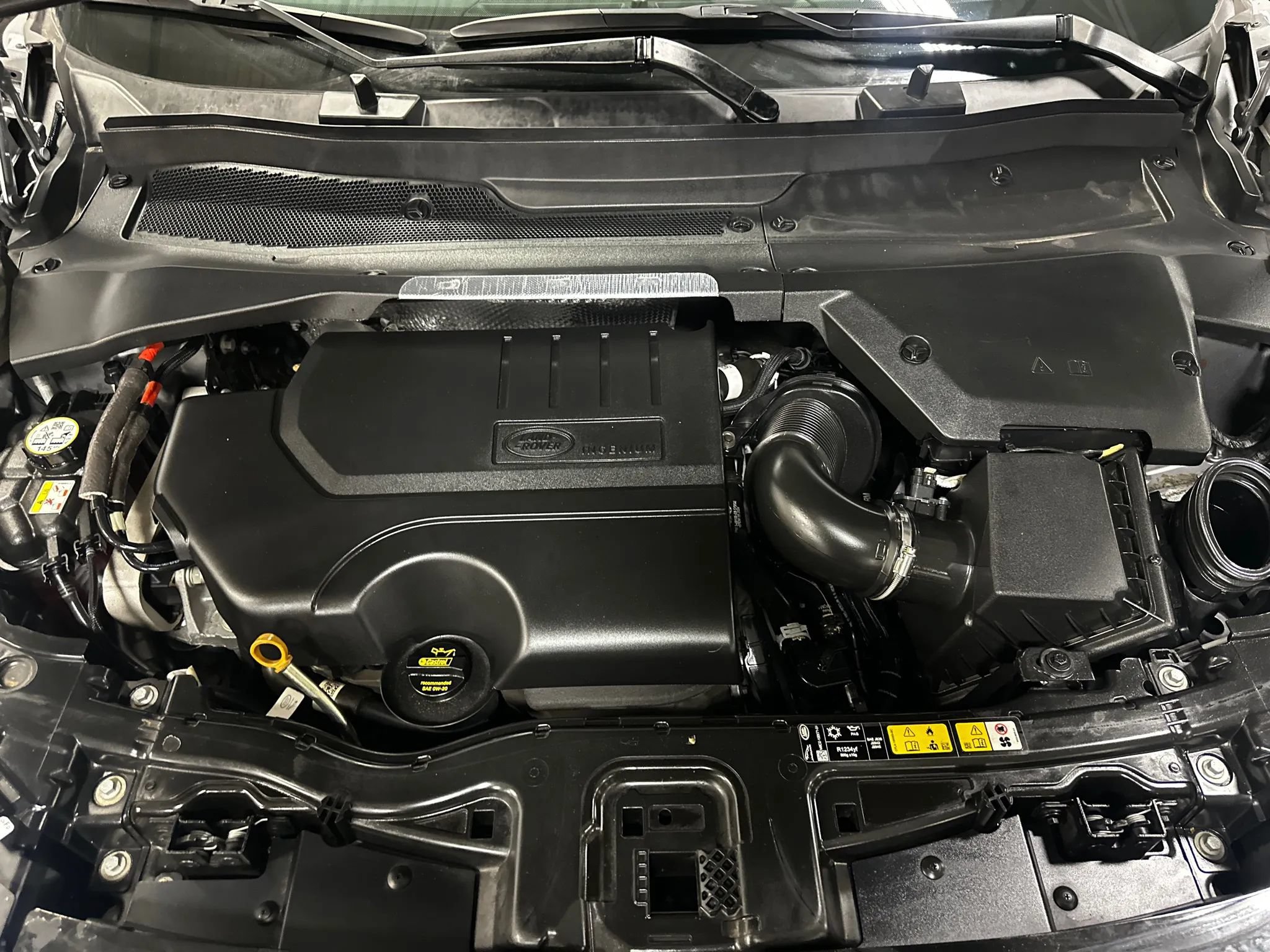 Used 2025 Land Rover Discovery Sport S AWD/4WD image 29