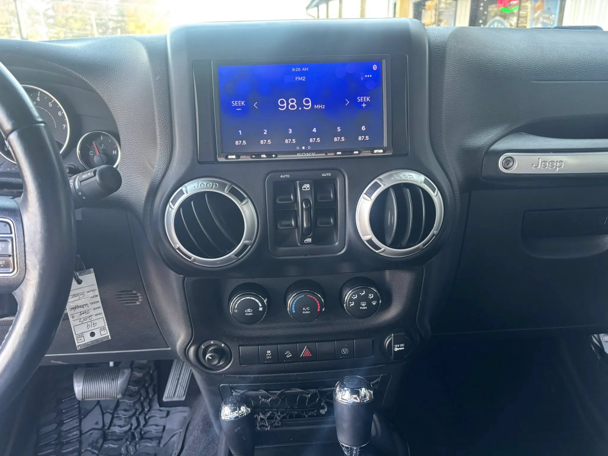 Used 2017 Jeep Wrangler Unlimited Sahara w/ Max Tow Package AWD/4WD image 25