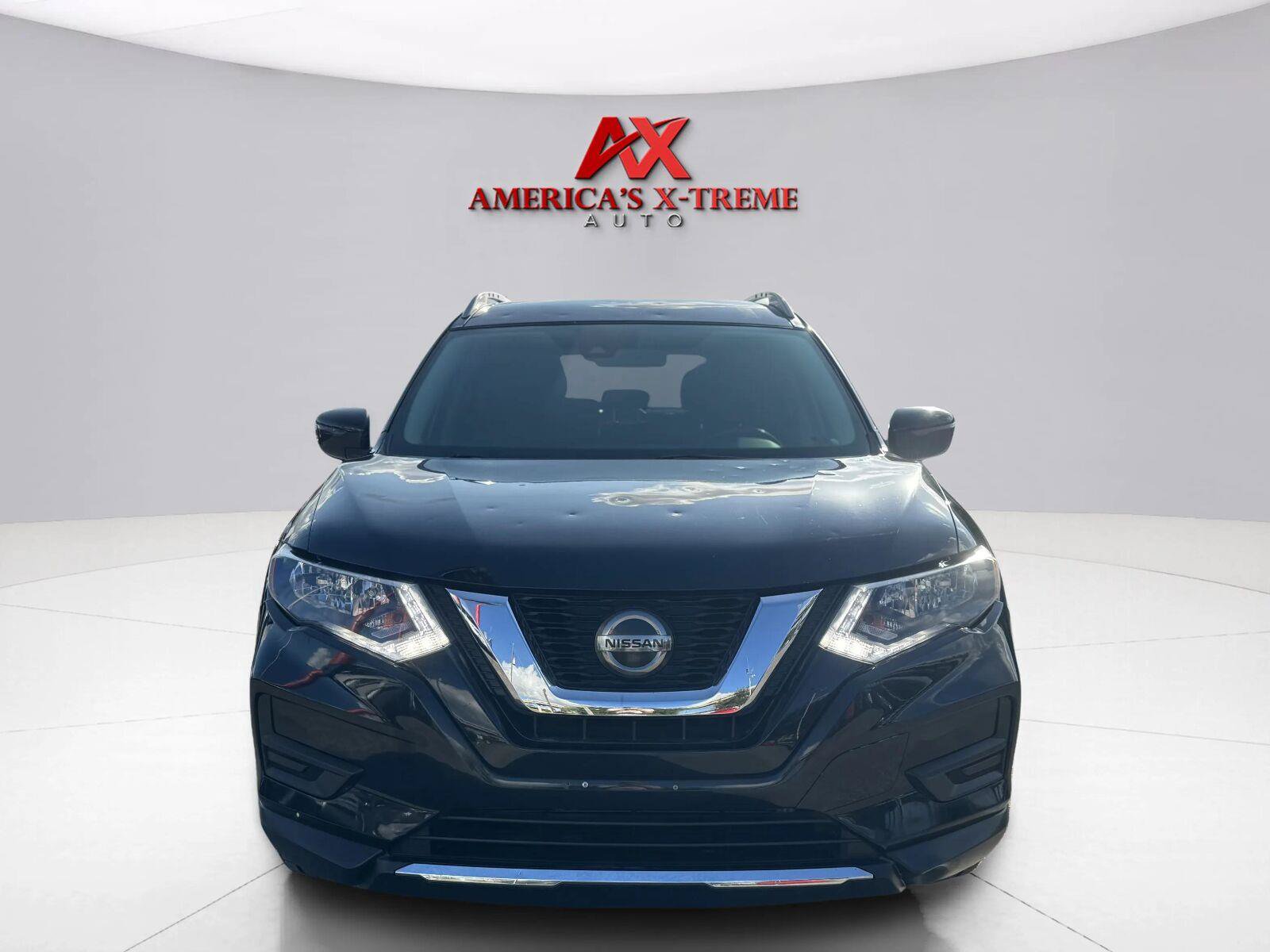 Used 2019 Nissan Rogue SV FWD image 8