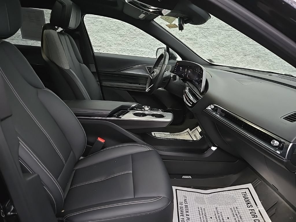 Used 2024 Cadillac Lyriq Tech w/ LPO, Floor Liner Package AWD/4WD image 19