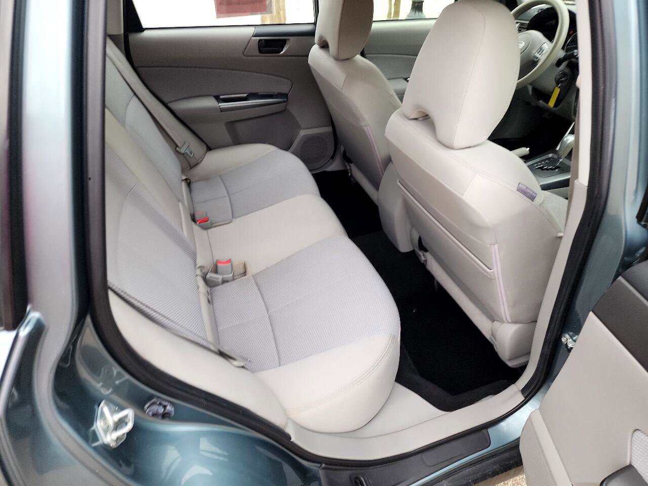 Used 2012 Subaru Forester 2.5X image 12