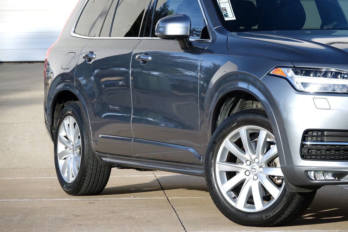 Used 2016 Volvo XC90 T6 Momentum w/ Momentum Plus Package AWD/4WD image 18