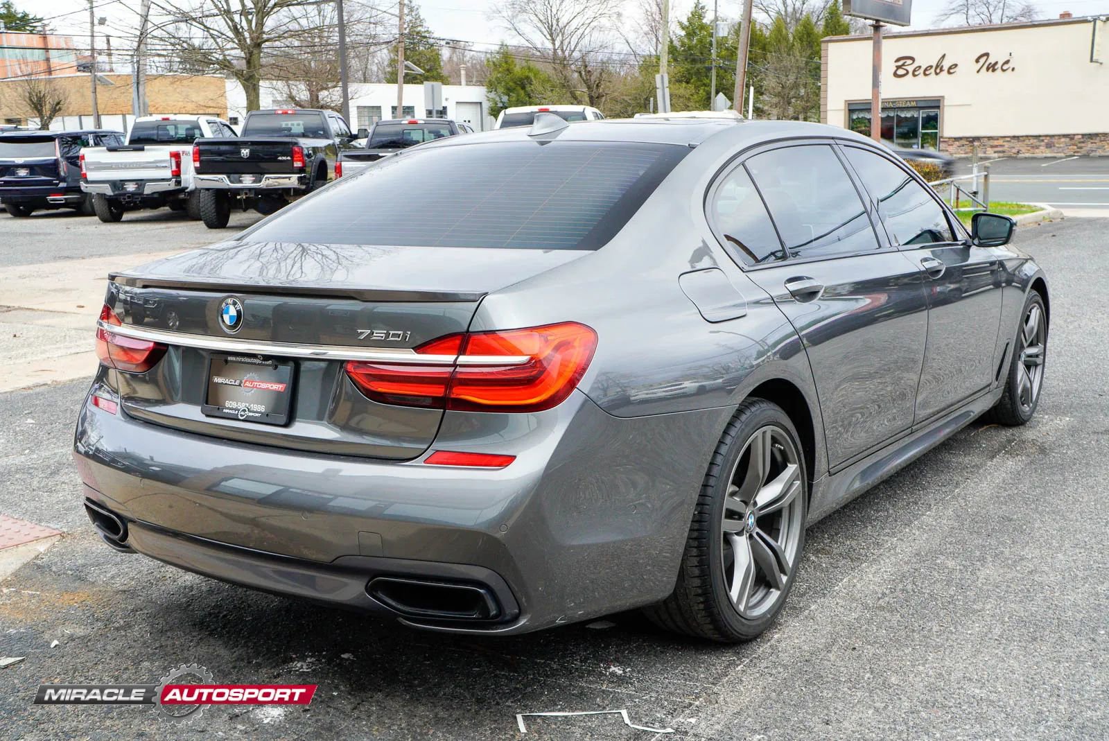 Used 2016 BMW 750i RWD image 7