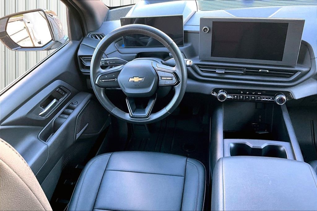 Used 2024 Chevrolet Silverado EV W/T image 2