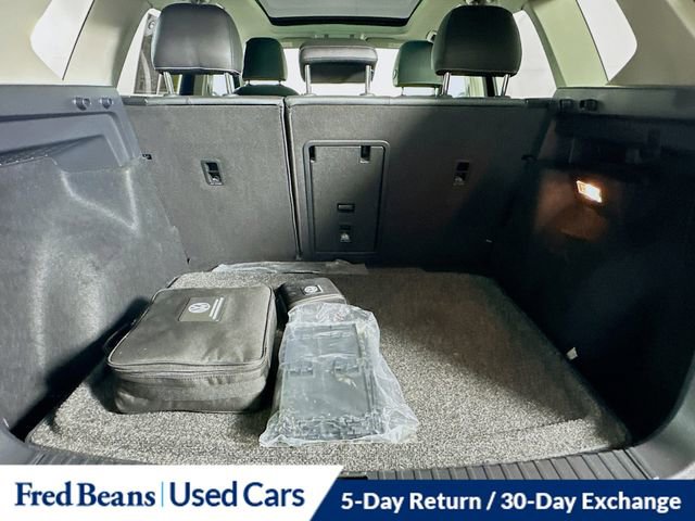 Used 2023 Volkswagen Taos SEL image 28