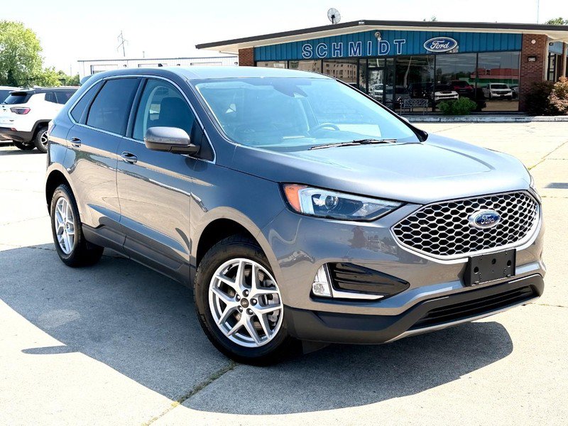 Used 2024 Ford Edge SEL w/ Convenience Package AWD/4WD image 2