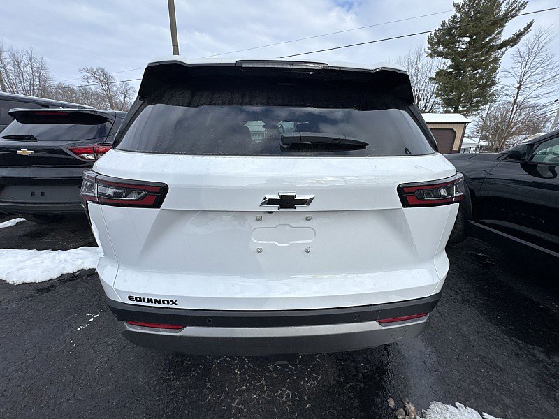 New 2026 Chevrolet Equinox LT w/ Midnight Edition image 4