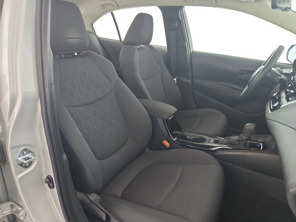 Used 2022 Toyota Corolla LE FWD image 31