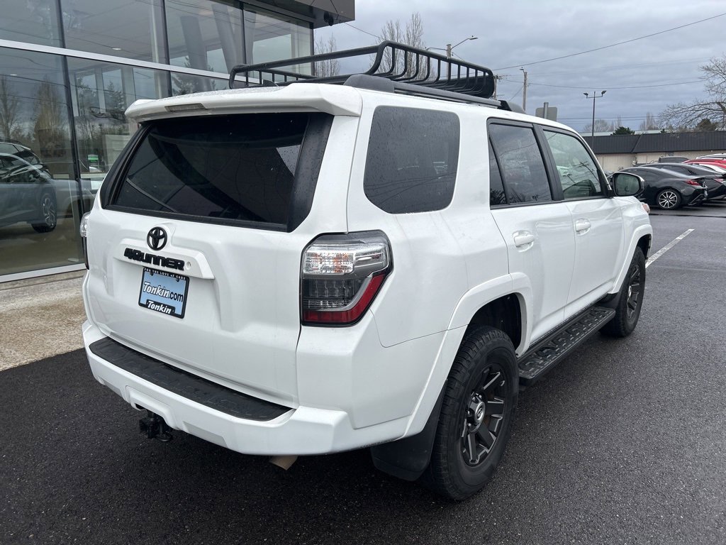 Used 2021 Toyota 4Runner Limited image 3