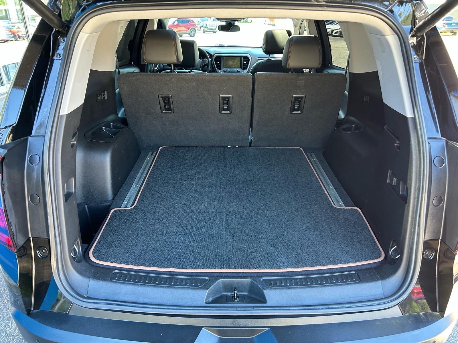 Used 2020 GMC Acadia AT4 w/ GMC Pro Grade Package AWD/4WD image 6