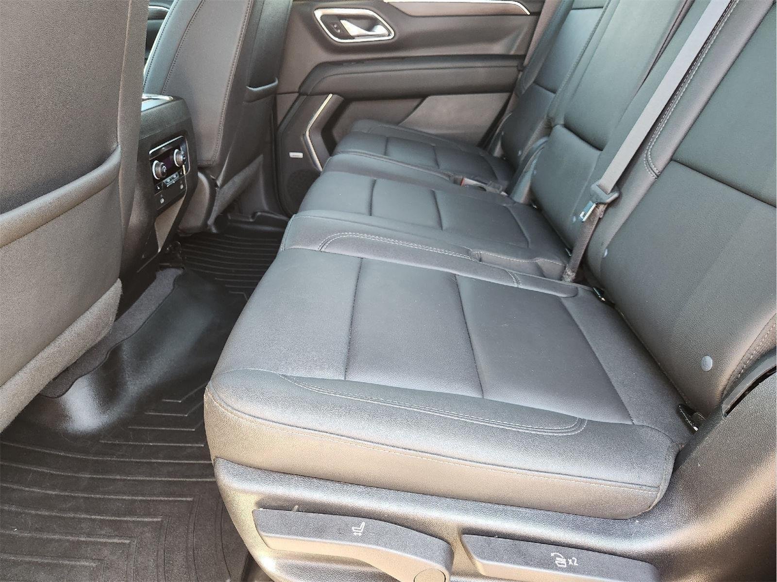 Certified 2023 Chevrolet Tahoe Z71 w/ Luxury Package AWD/4WD image 30