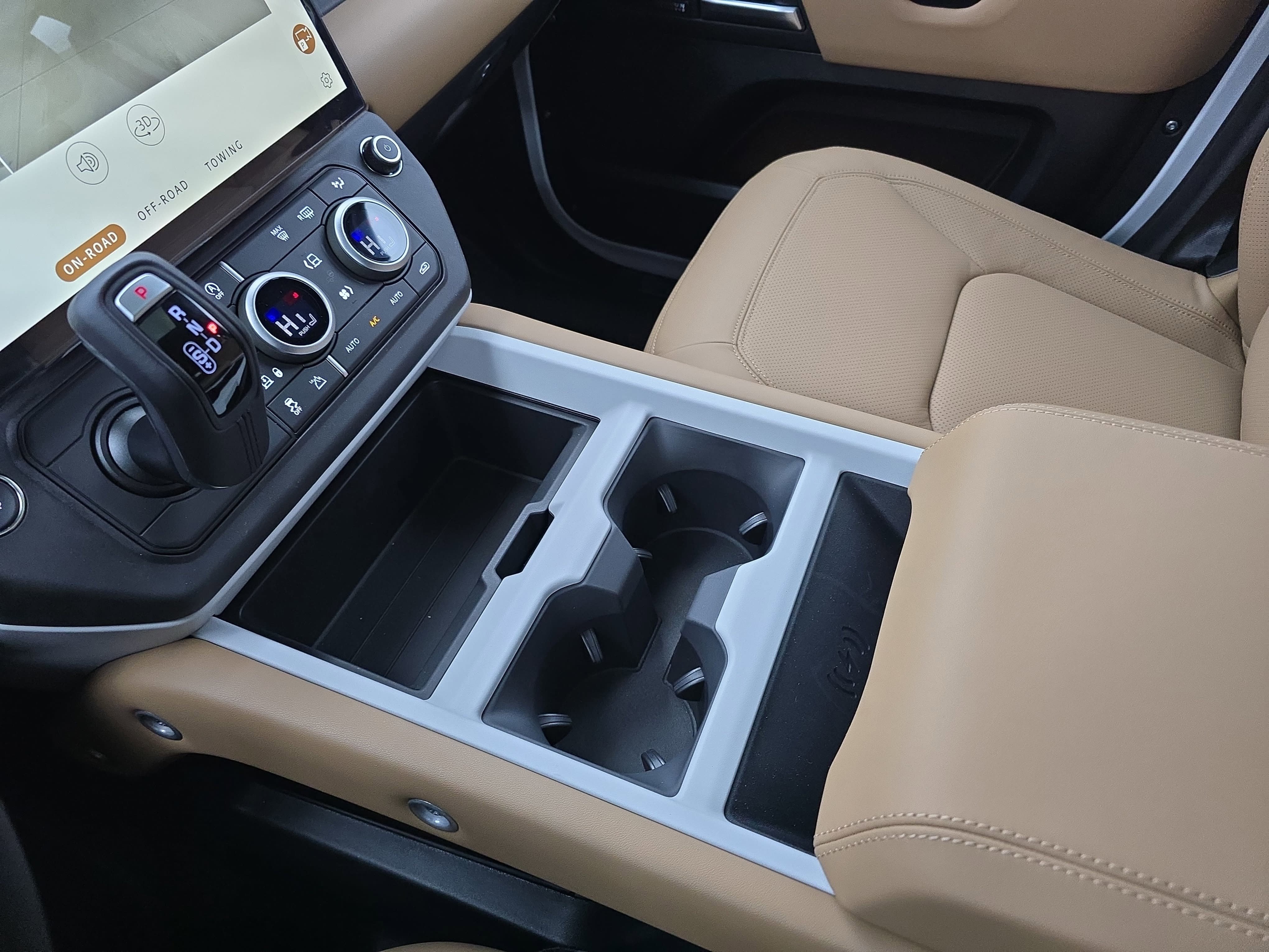 New 2026 Land Rover Defender 110 X-Dynamic SE AWD/4WD image 24