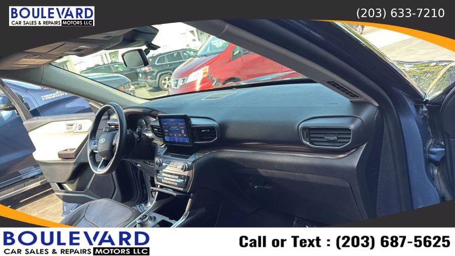 Used 2020 Ford Explorer Limited w/ Class III Trailer Tow Package image 45