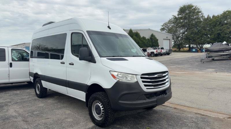 Used 2019 Freightliner Sprinter 2500 AWD/4WD image 6