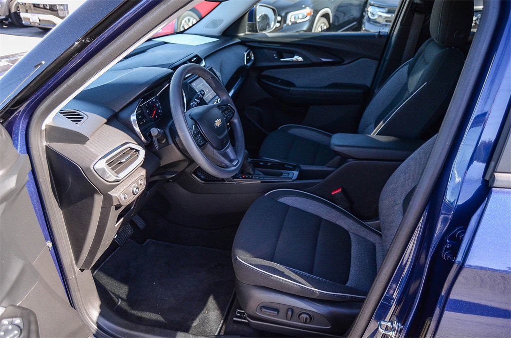 Used 2023 Chevrolet TrailBlazer LT image 18