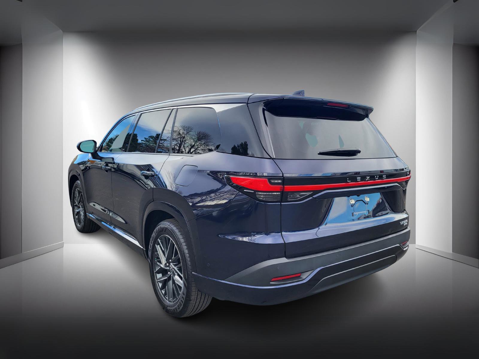 Used 2025 Lexus TX 350 AWD image 3