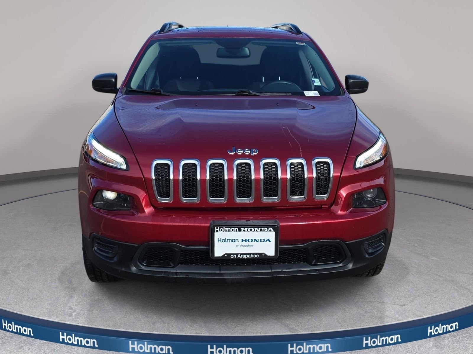 Used 2016 Jeep Cherokee Sport image 3