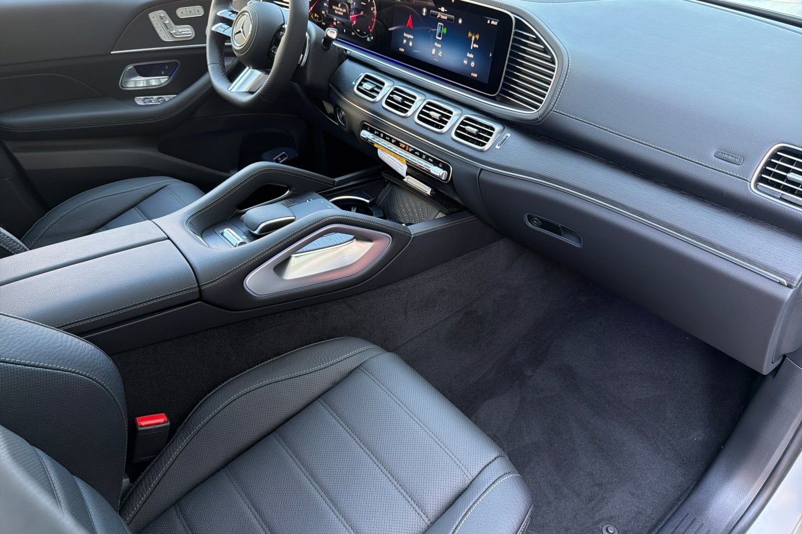 New 2026 Mercedes-Benz GLS 450 4MATIC image 16