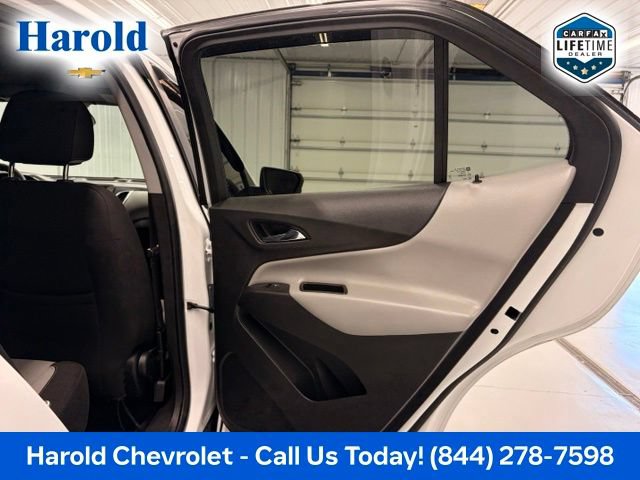 Used 2020 Chevrolet Equinox LS w/ LS Convenience Package AWD/4WD image 8