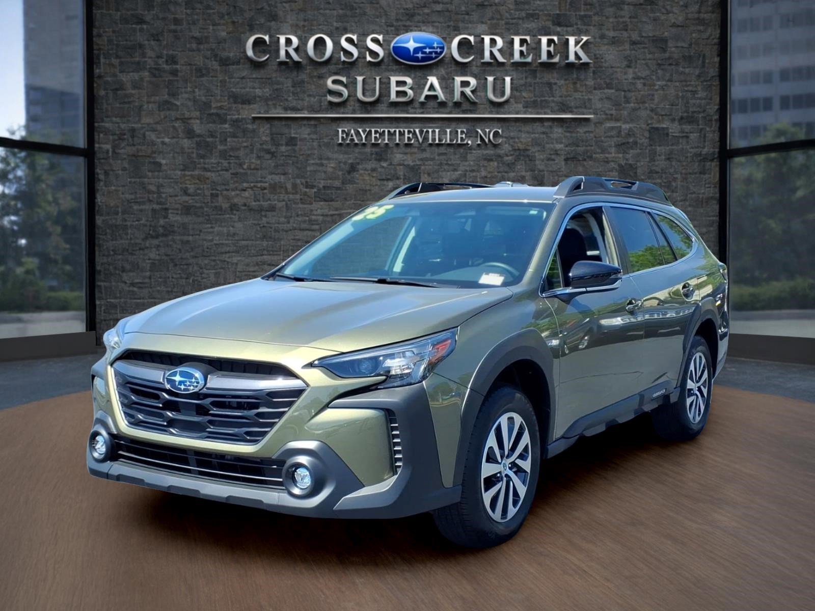 Certified 2025 Subaru Outback Premium w/ Popular Package #1A AWD/4WD image 3