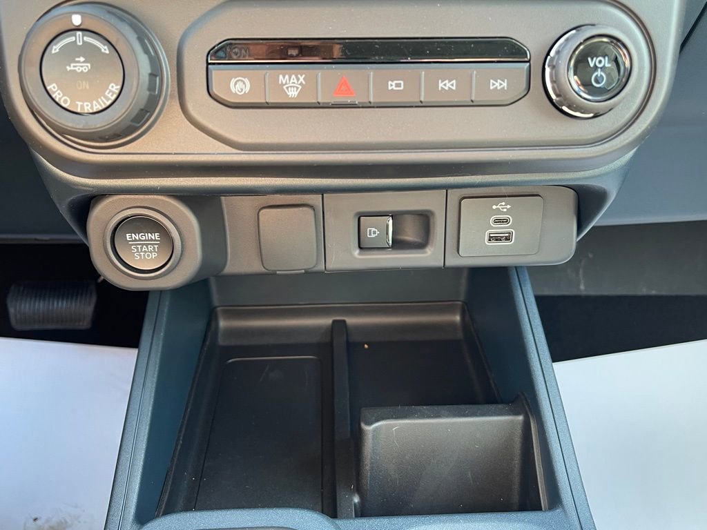 New 2026 Ford Maverick Lariat w/ 4K Tow Package image 14