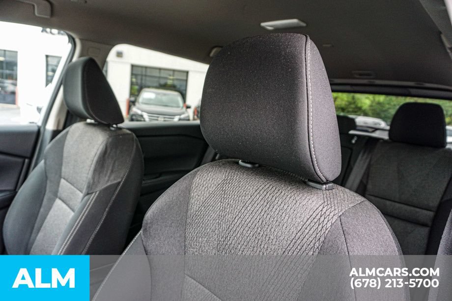 Used 2024 Nissan Rogue SV FWD image 17