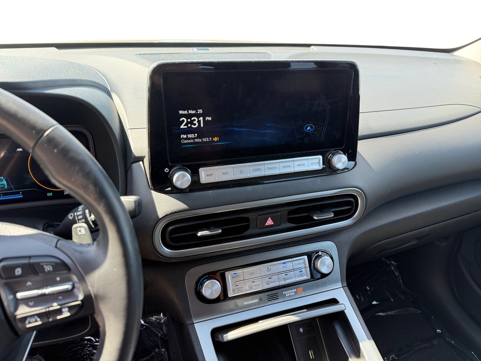 Certified 2023 Hyundai Kona Limited image 12