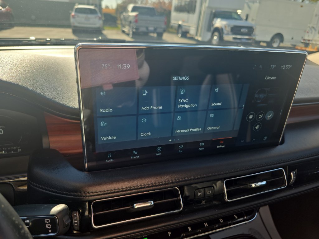 Used 2022 Lincoln Nautilus Reserve w/ Equipment Group 201A image 37