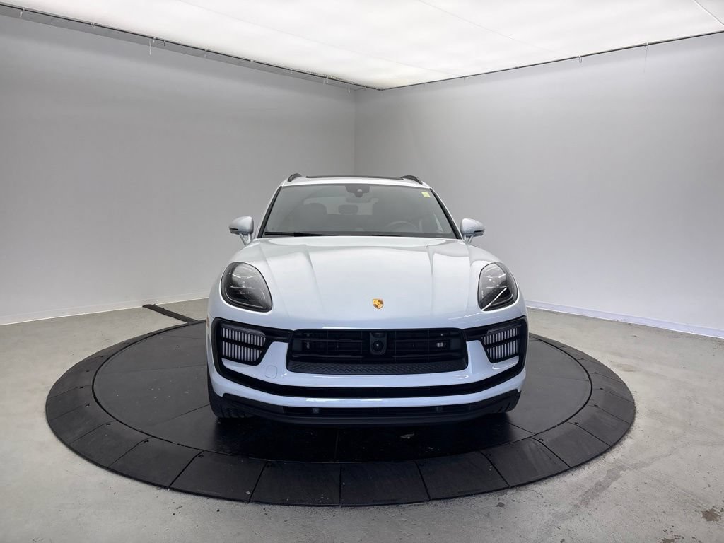 Certified 2024 Porsche Macan S AWD/4WD image 10