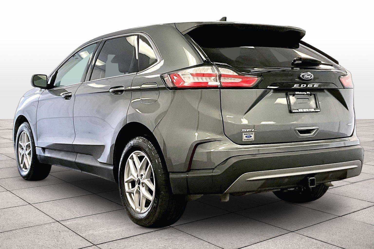 Used 2024 Ford Edge SEL w/ Convenience Package image 10