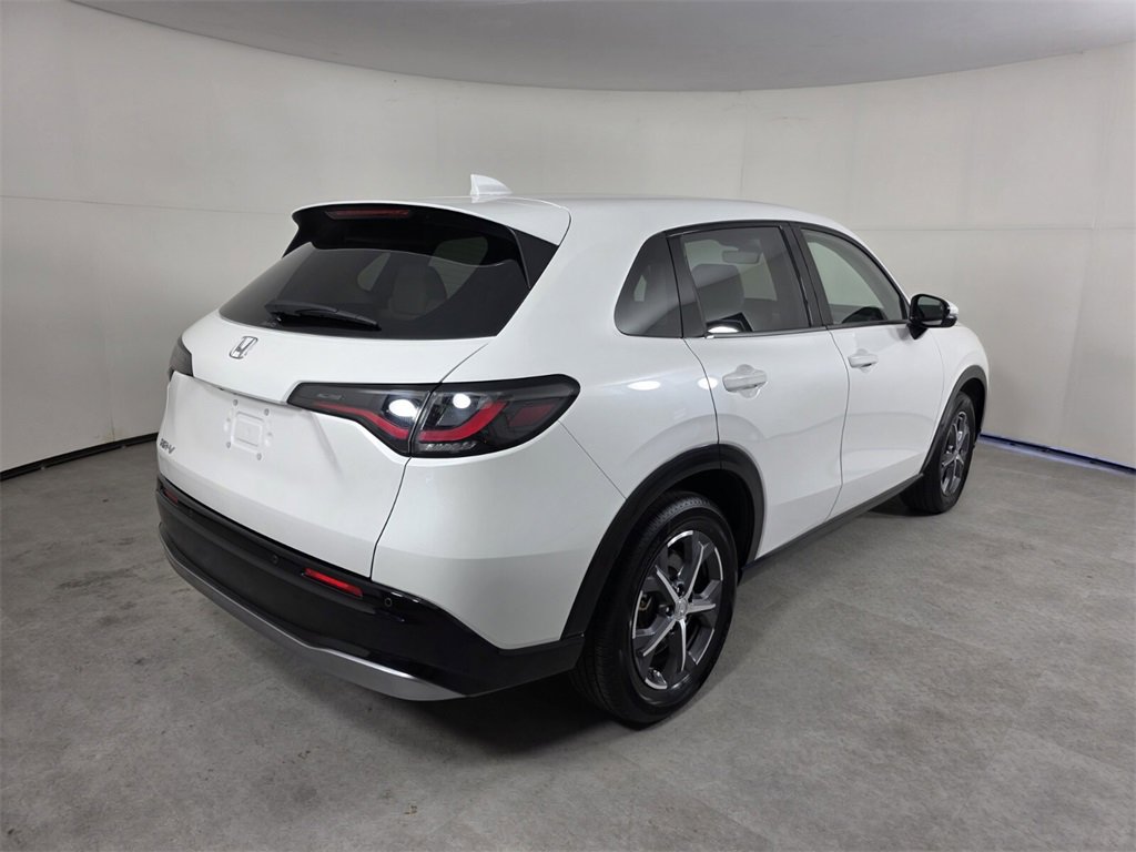 Used 2024 Honda HR-V EX-L image 4