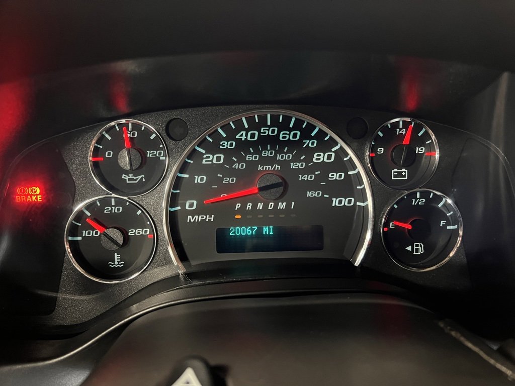 Used 2021 Chevrolet Express 2500 w/ Driver Convenience Package image 24