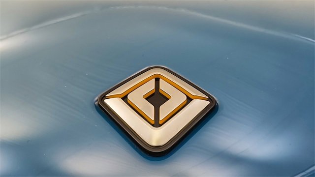 Used 2024 Rivian R1S Launch Edition image 16