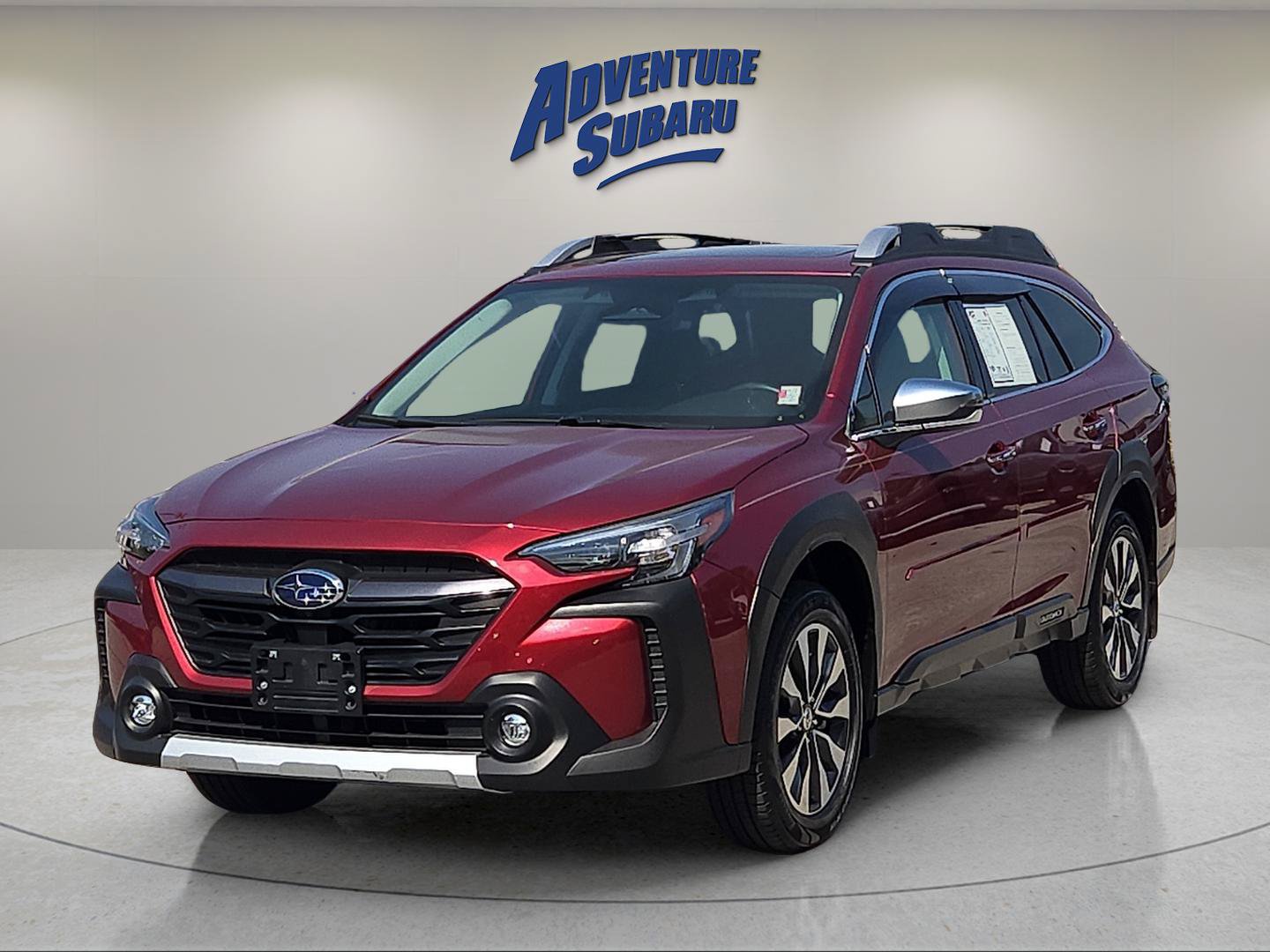 Used 2023 Subaru Outback Touring AWD/4WD image 2