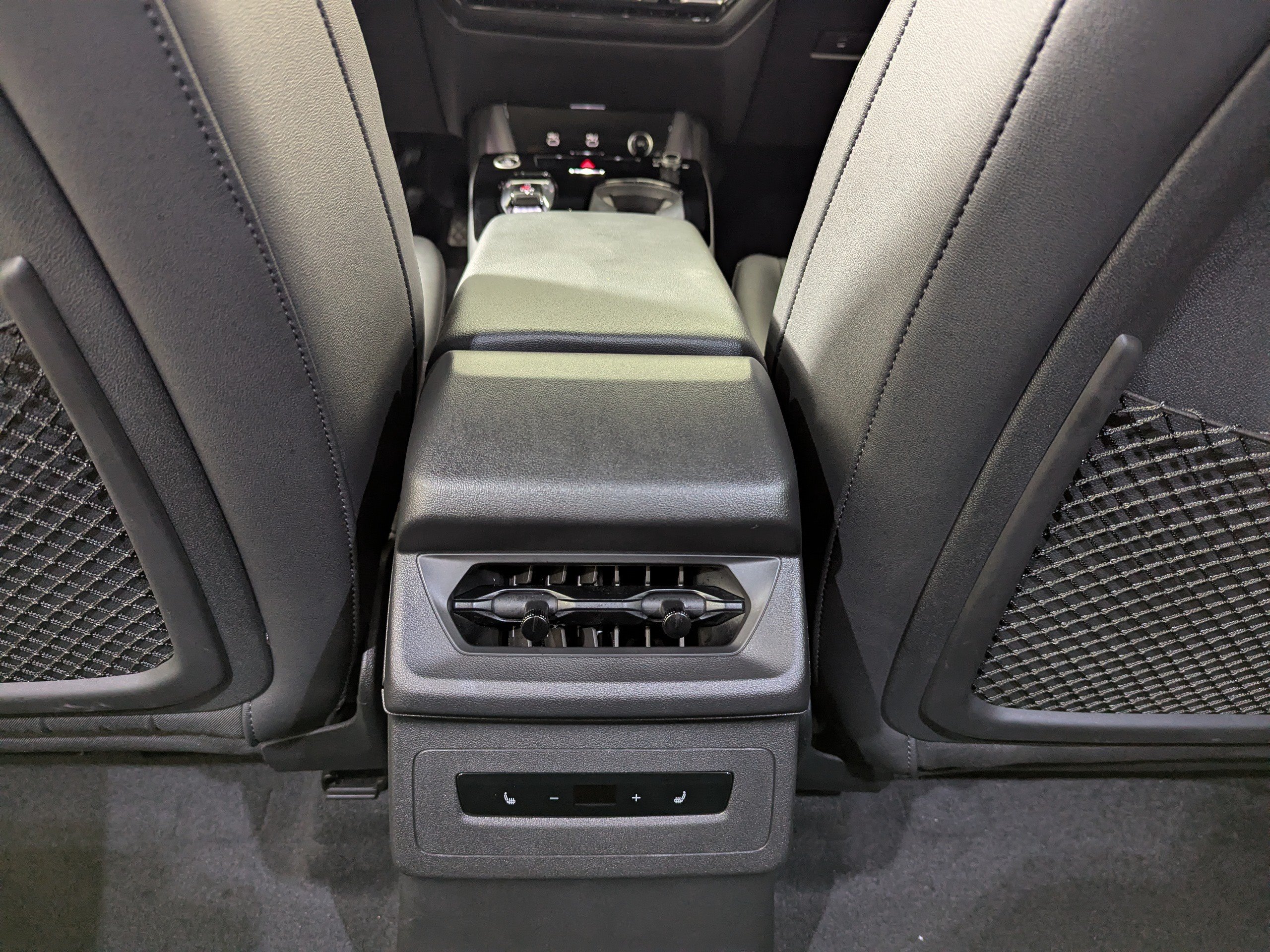 Certified 2025 Audi Q6 e-tron Prestige AWD/4WD image 12